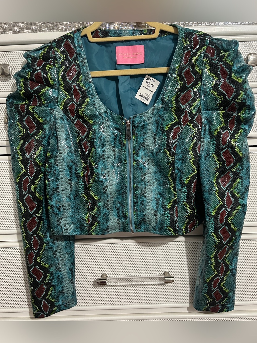 Azalea Wang teal and multicolored snakeskin print faux leather crop jacket. - Picture 3 of 11